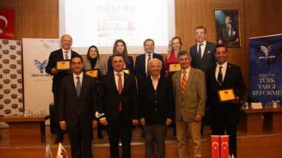 “Hukuk ve ekonomi birbirinin ayrılmaz parçalarıdır”