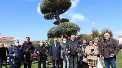 İzmir Güzelbahçe’de 'Zeytinime Dokunma' eylemi