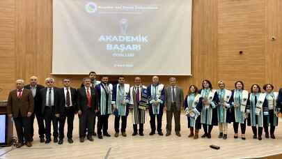 AĞRI - Bir kuyumcudan 15 kilogram altın çalınmasına ilişkin 10 kişi daha yakalandı