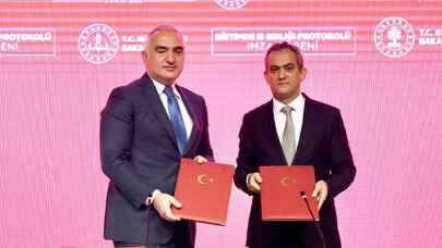 MEB'den Sosyal Bilimler Liseleri'ne 'Atatürk Kitaplığı'