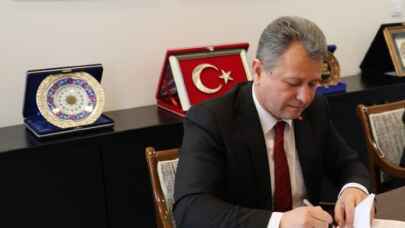 ÖSYM Başkanı Aygün açıkladı... YKS'ye 3 milyonun üzerinde başvuru