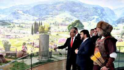 Panorama 1326 KKTC Cumhurbaşkanı Tatar'ı 'Feth'etti