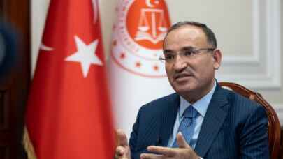 Adalet Bakanlığı 'adli veri bankası' kuracak