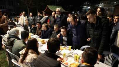 AK Parti Nevşehir'den gençlerle sahur
