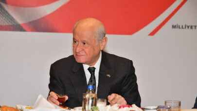 Bahçeli  şehit aileleriyle iftarda buluştu