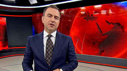 Fox TV sunucusu, kameraya bardak fırlattı!
