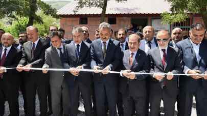 Bitlis'te ''Köy Yaşam Merkezi'' açıldı