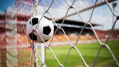Futbolda menajerlik ücretleri 888,1 milyon dolar ile rekor kırdı