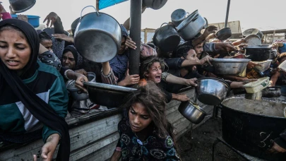 Gazze'deki yardımların geçişi durduruldu!