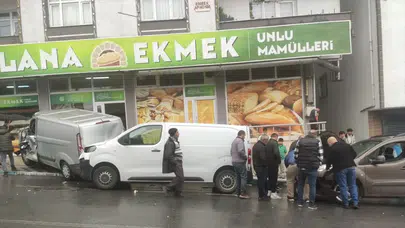 Kocaeli'de tankerin freni boşaldı: 8 araca çarparak durabildi!