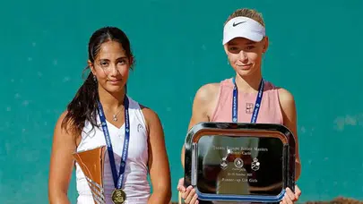 Milli tenisçi Zeliha Nil Çukurluoğlu, Avrupa Gençler Masters Turnuvası'nda şampiyon oldu!