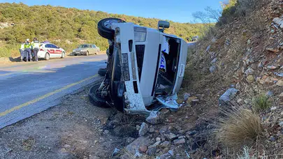 Mersin Erdemli’de minibüs kazası: 1'i ağır 6 yaralı