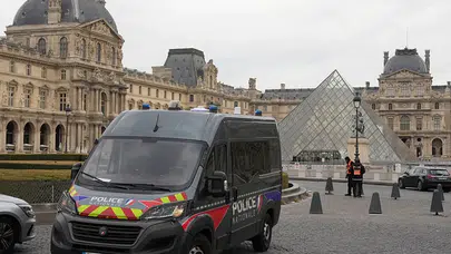 Louvre soygununu Pempe Panter çetesi mi yaptı?