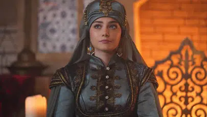 Oyuncu Esila Umut kimdir?