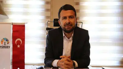 Abdulkadir Çay kimdir?