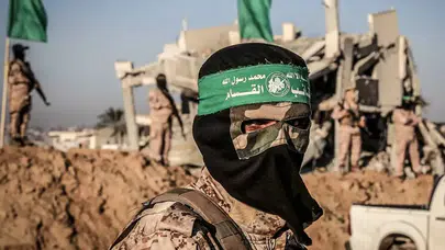 Kassam Tugayları İsrail zırhlılarını vurdu