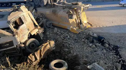 Konya Akyokuş'ta hafriyat kamyonu devrildi: Sürücü yaralandı