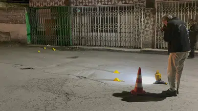 Kayseri’de eve pompalı tüfekle ateş açıldı