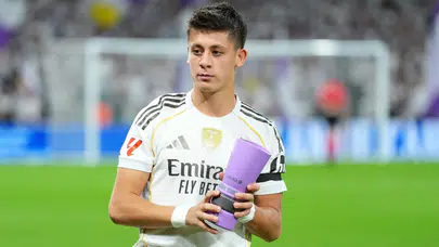 Real Madrid, La Liga'da liderliğe yükseldi! Arda Güler ödülünü aldı