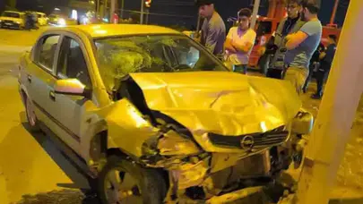Hatay Reyhanlı'da otomobiller çarpıştı: 3 yaralı