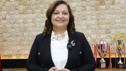 Burcu Köksal kimdir?