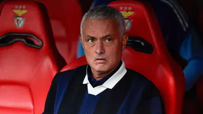 Jose Mourinho'dan kendisini yuhalayan Porto taraftarına yanıt