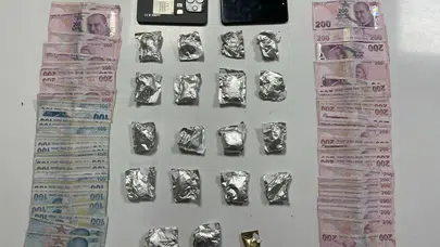 Şişli’de polis uygulamasında uyuşturucu ve nakit para ele geçirildi