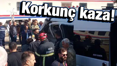 Muş'ta tren, servis minibüsüne çarptı: 17 öğrenci yaralandı!