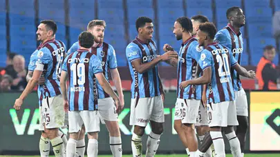 Trendyol Süper Lig'de Trabzonspor, Kayserispor'u 4-0 yendi