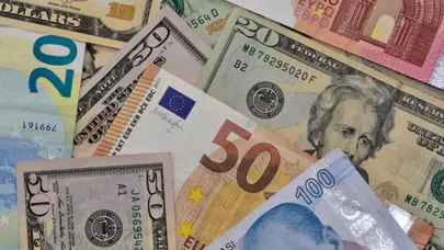 14 Ekim Salı dolar ve euro kaç lira oldu?