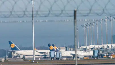 Münih Havalimanı'nda dron alarmı: Uçuşlar iptal edildi, 3 bin yolcu mahsur kaldı!