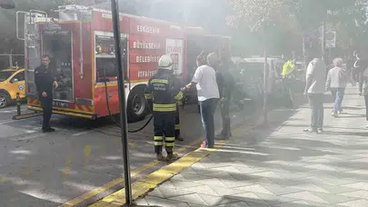 Eskişehir Atatürk Caddesi’nde yangın krizi: İtfaiye araçları trafikte sıkıştı