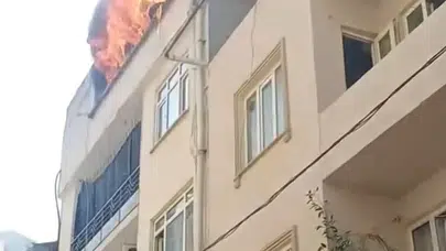 Bursa’da binanın en üst katında yangın