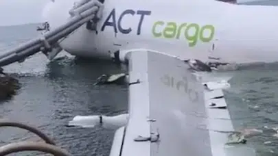 Hong Kong Havalimanı'nda kargo uçağı kazası