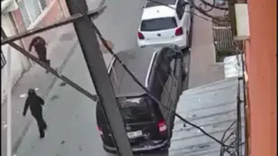 Beyoğlu'nda bir ortaokul öğrencisi arkadaşını boynundan bıçakladı!