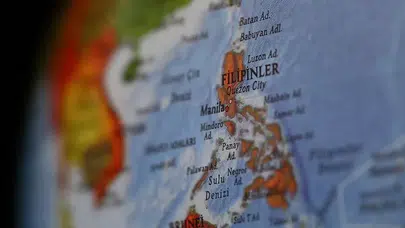 Filipinler'de 6,9 büyüklüğünde deprem!
