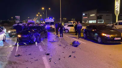 Bursa'da 5 araçlı zincirleme kaza: 3 yaralı