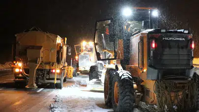 Erzincan’ın yüksek kesimlerinde kar ve tipi ulaşımı olumsuz etkiledi