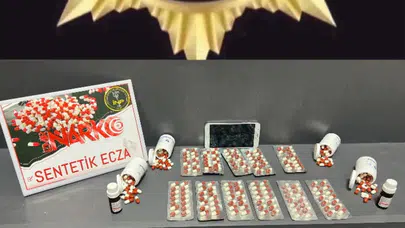 İzmir Konak’ta uyuşturucu operasyonu: 15 tutuklama