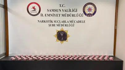 Samsun’da polis operasyonunda 6 bin 170 sentetik ecza ele geçirildi