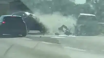 Bebekli otomobili sıkıştırıp kazaya sebep olan maganda tutuklandı