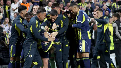 Fenerbahçe, UEFA Avrupa Ligi’nde Nice’i 2-1 yendi