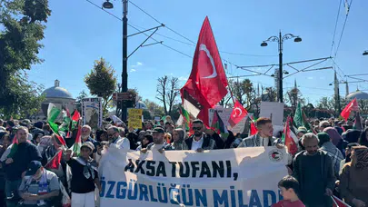 Ayasofya'dan Eminönü'ne büyük Filistin'e destek yürüyüşü!