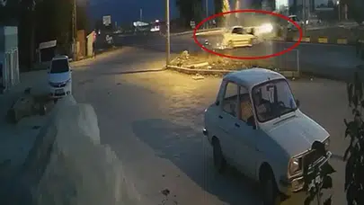 Antalya’nın Elmalı ilçesinde iki araç çarpıştı: 4 yaralı