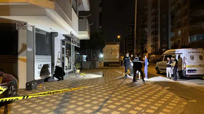 Adana'da giyim mağazasına el yapımı patlayıcı atıldı!