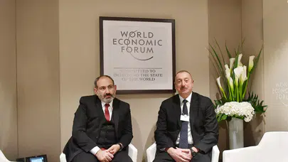 Aliyev ve Paşinyan Kopenhag’da bir araya geldi