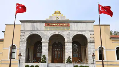 İstanbul Valiliği’nden sert önlem: Hanutçuluk yapan esnafa ağır cezalar yolda