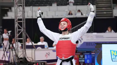 Milli tekvandocu Merve Dinçel Kavurat dünya şampiyonu oldu!