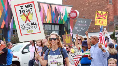 ABD’de milyonlar Trump'a karşı sokakta: 'Krallara Hayır' protestoları büyüyor