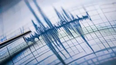 Marmara Denizi'nde 4 büyüklüğünde deprem oldu!